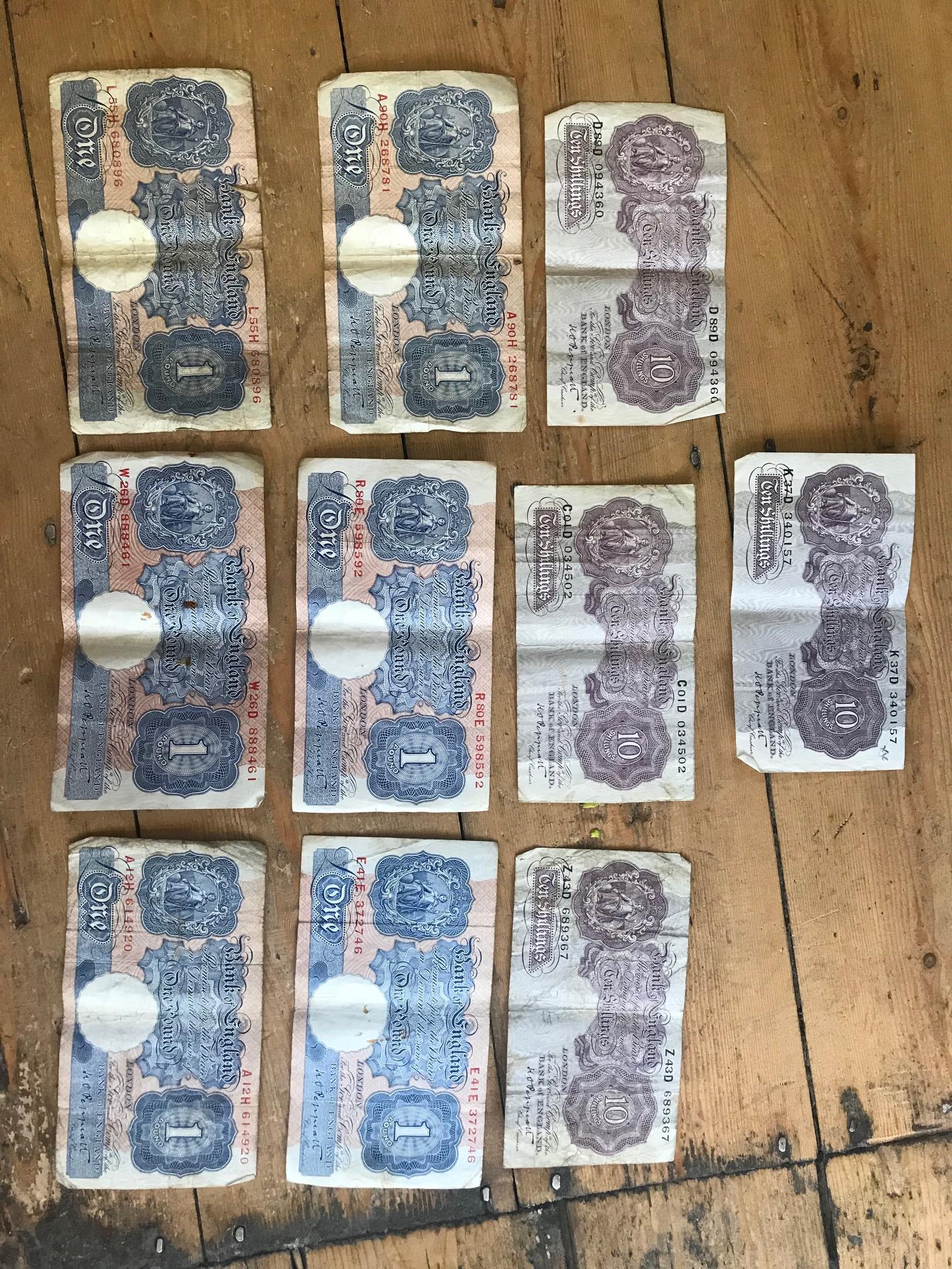 A quantity of English and Foreign bank notes and coins (Qty) - Image 9 of 9