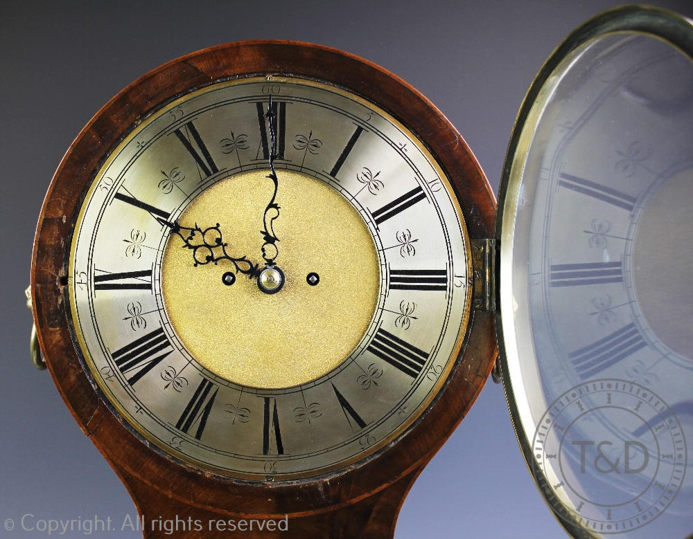 An unusually large late 19th century twin fusee mahogany balloon clock, - Bild 2 aus 3