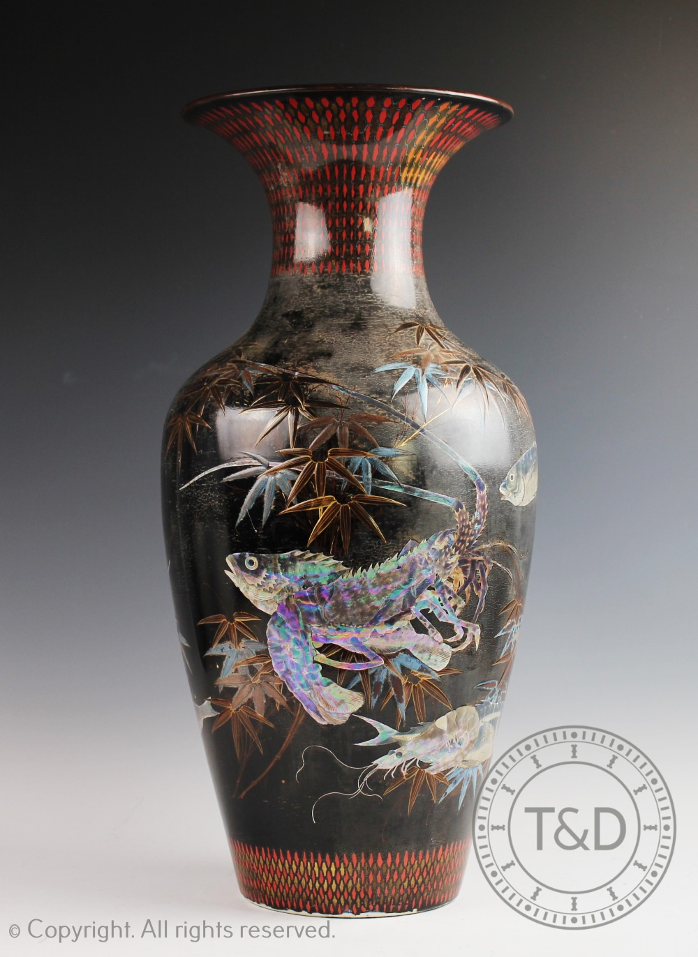 A large Japanese lacquered porcelain vase Meiji period (1868-1912), - Image 2 of 4