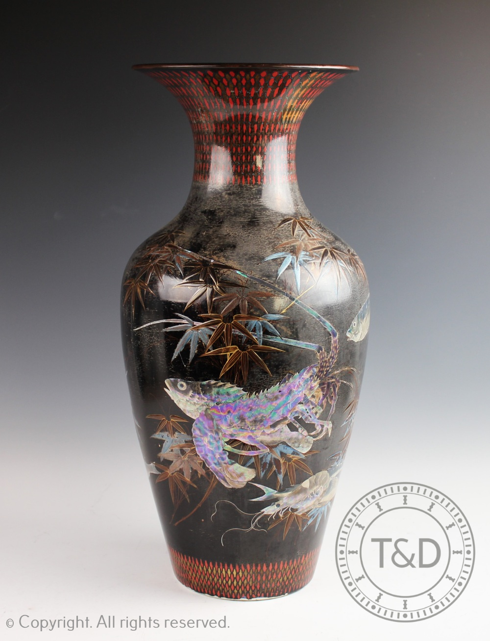 A large Japanese lacquered porcelain vase Meiji period (1868-1912), - Image 3 of 4