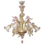 LAMPADARIO a sei luci in vetro di Murano nei toni dell'ambra e del rosa. XX secolo Misure: h cm 100