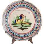 FANGOTTO in ceramica smaltata e decorata raffigurante "Caseggiato" (usure). Caltagirone XIX secolo