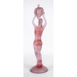 SCULTURA in vetro di Murano nei toni del rosa "Figura femminile". XX secolo Misure: h cm 67