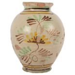 BOCCIA in ceramica smaltata e decorata a motivo floreale. Caltagirone XIX secolo Misure: h cm 27,5