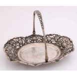 Djokja silver bowl, 800/000, with handle. Oval bowl with contoured rim with Djokja motif, hammered