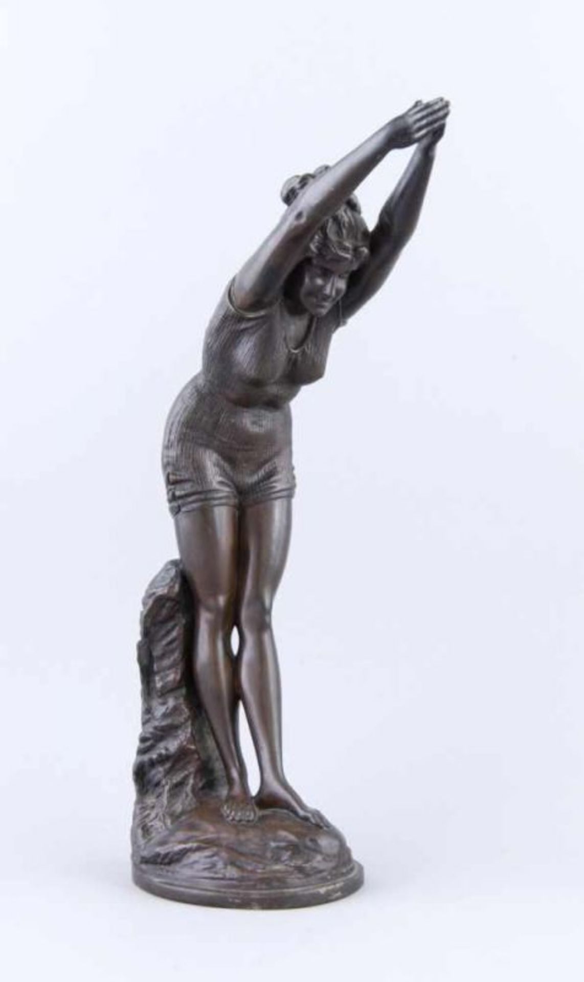 Antique bronze figure, without basement. Swimmer. By Odoardo Tabacchi. 1831 - 1905. Size: 39 cm.