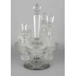 Antique diamond crystal menage set, 7-piece. Circa 1900. One chip. Size: 29 x 18 cm ø. In reasonable