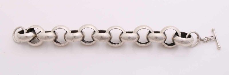 Wide silver bracelet, 925/000, with jasseron link, ø 21 mm, with capitol closure. about 80 grams.