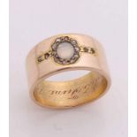 Wide yellow gold ring, 585/000, with opal and diamond. Ring, 10 mm, with an oval opal, 5x3.5 mm,