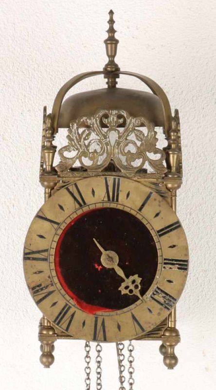 Old English brass lantern clock. 20th century. Size: 32 x 18 x 15 cm. In good condition. Old English - Image 2 of 2