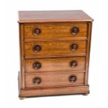 Antique English mahogany bidet chest of drawers, foldable, with ceramic ease. Circa 1900. Size: 80 x