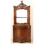 Dutch walnut Willem III bonheur with curved front, glass and mirror. With beautiful removable wood-