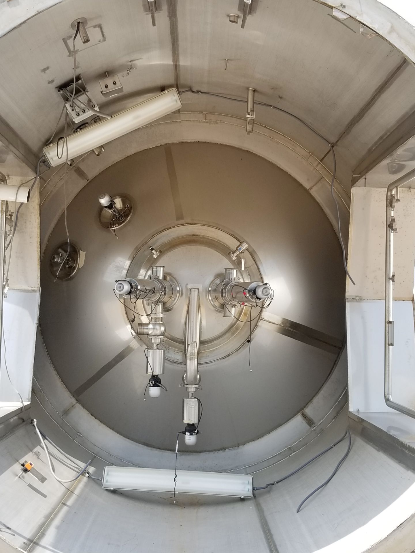 2012 Feldmeier 25,000 Gallon Stainless Steel Aseptic 'VSP' Full Vacuum Tank with Vertical - Image 4 of 15