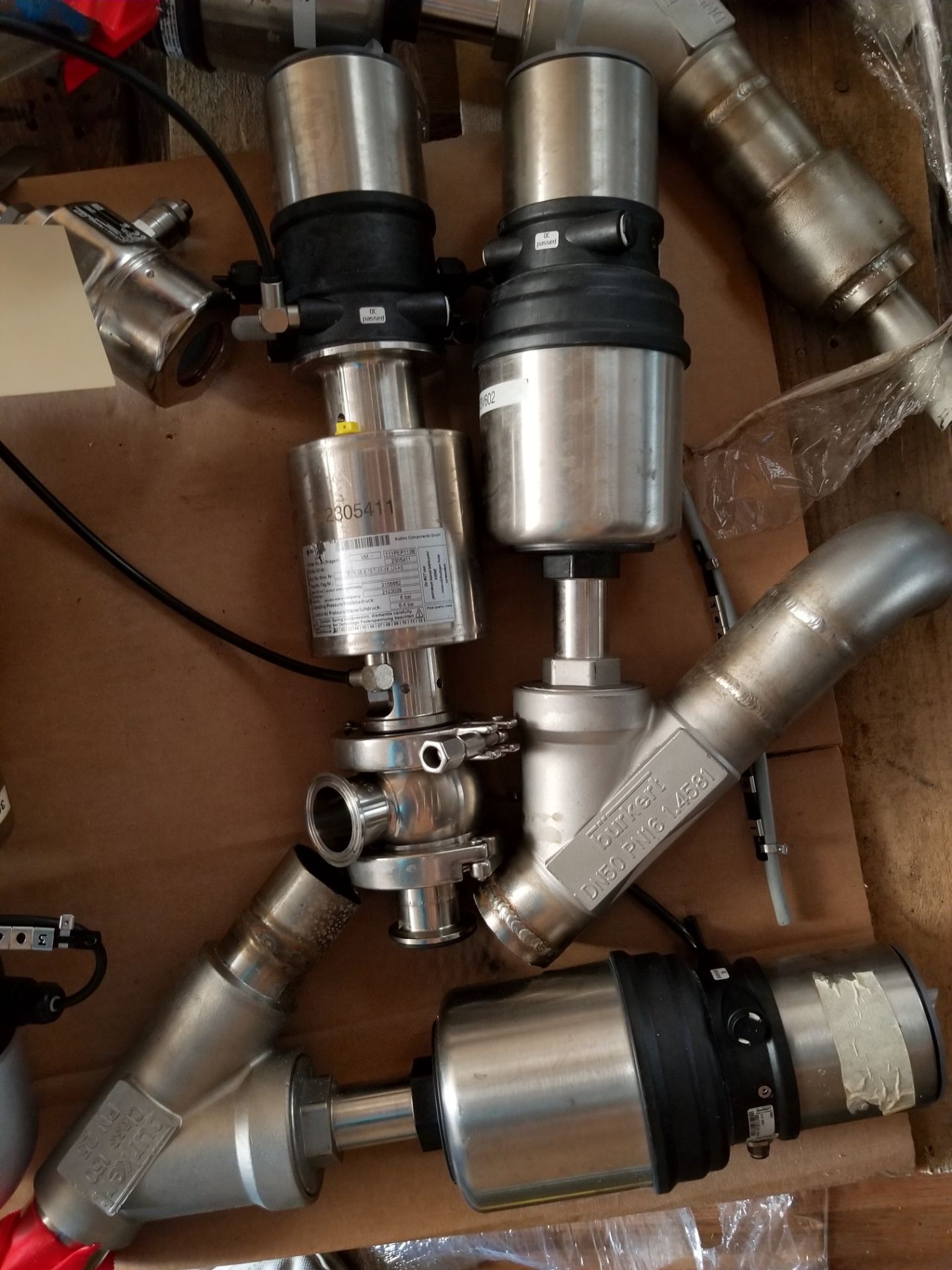 Lot of Components Includes: Pentair Sudmo 3 inch Double-Seat Mix-Proof Air Valves, Endress Hauser - Image 17 of 18