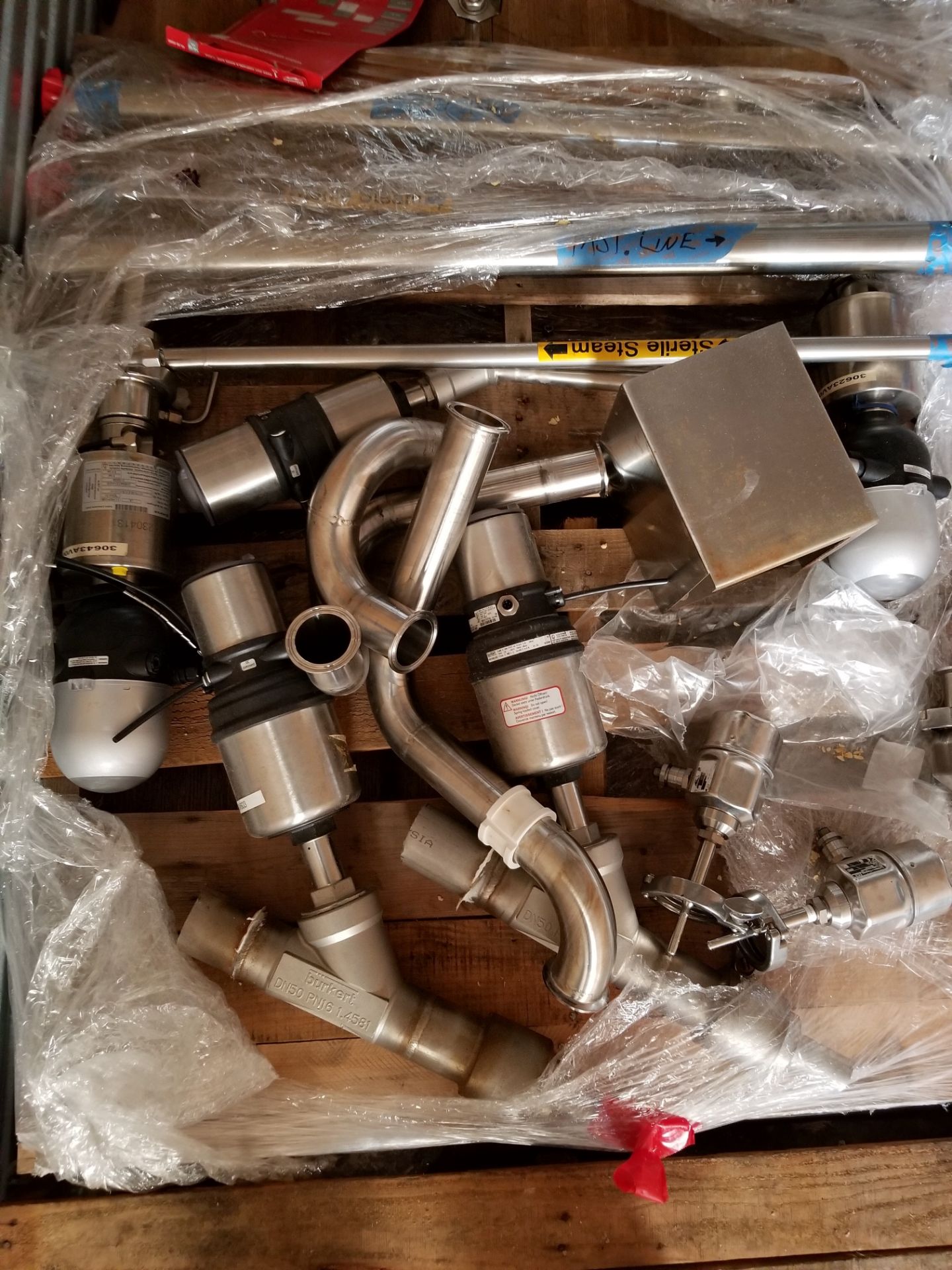 Lot of Components Includes: Pentair Sudmo 3 inch Double-Seat Mix-Proof Air Valves, Endress Hauser - Image 2 of 18