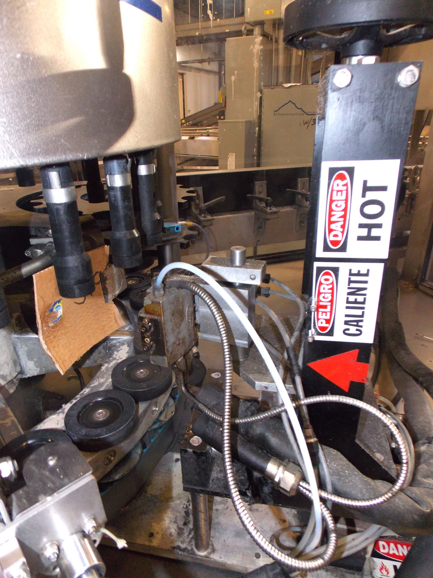 Krones/K2 Wraparound Canmatic 24 Station Cut and Stack Hot Melt Labeler, Upgrades to Non-Contact - Image 6 of 13