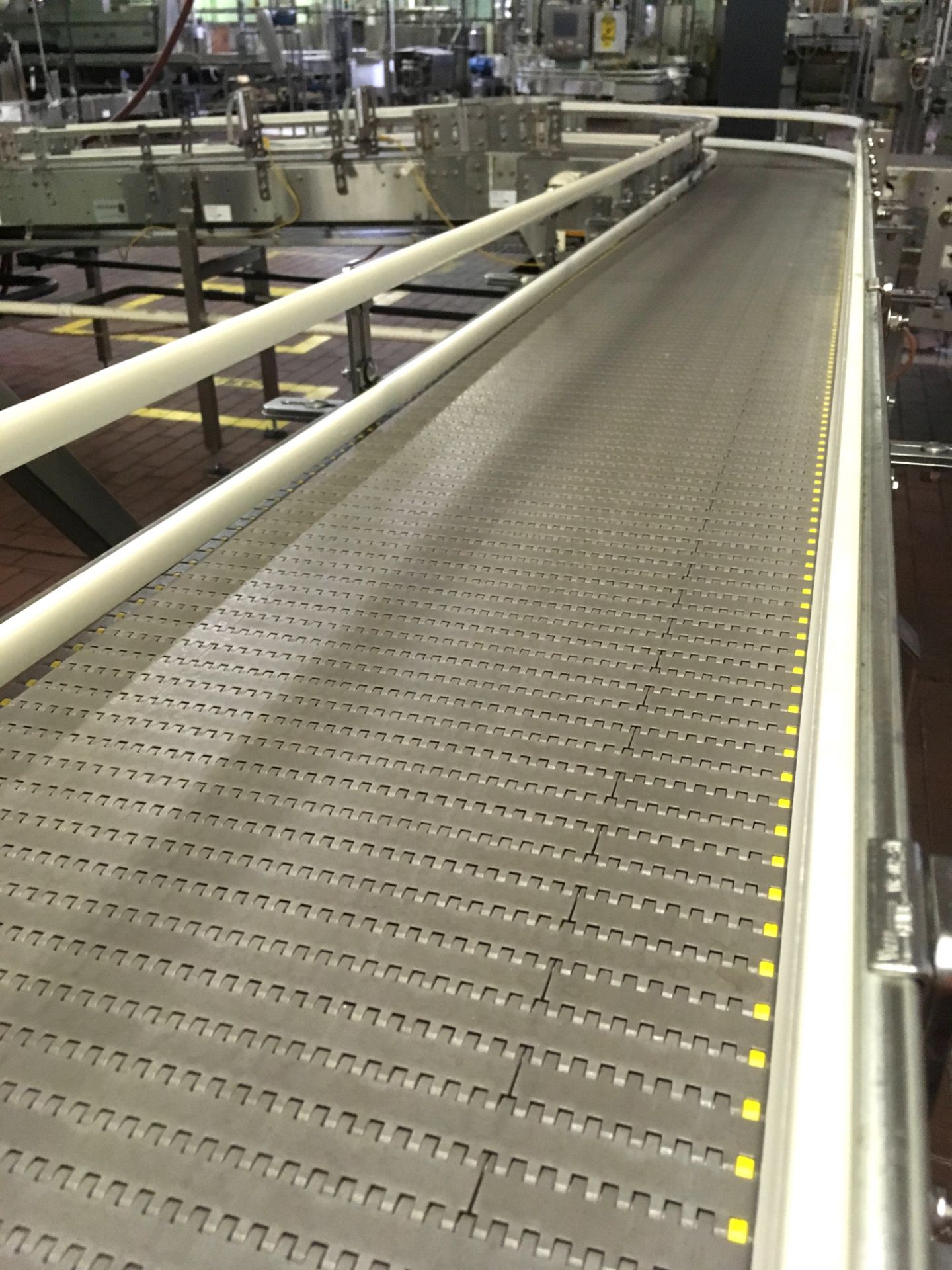 Lot of Bottle Conveyor from Accumulation Table to Packers, 8 foot long - 4.5" transition to 15" - Image 7 of 10