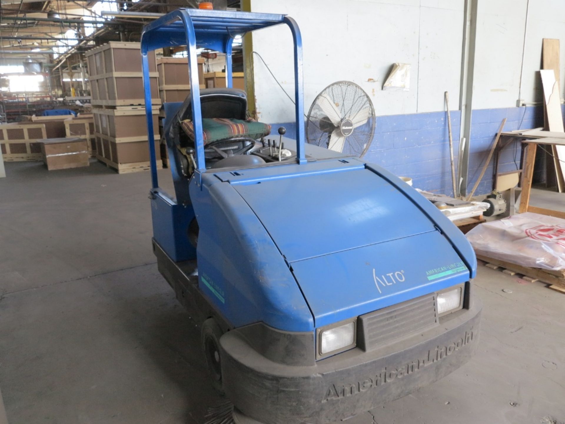 AMERICAN-LINCOLN AUTO ELECTRIC SWEEPER, S/N 630674 - Image 2 of 3