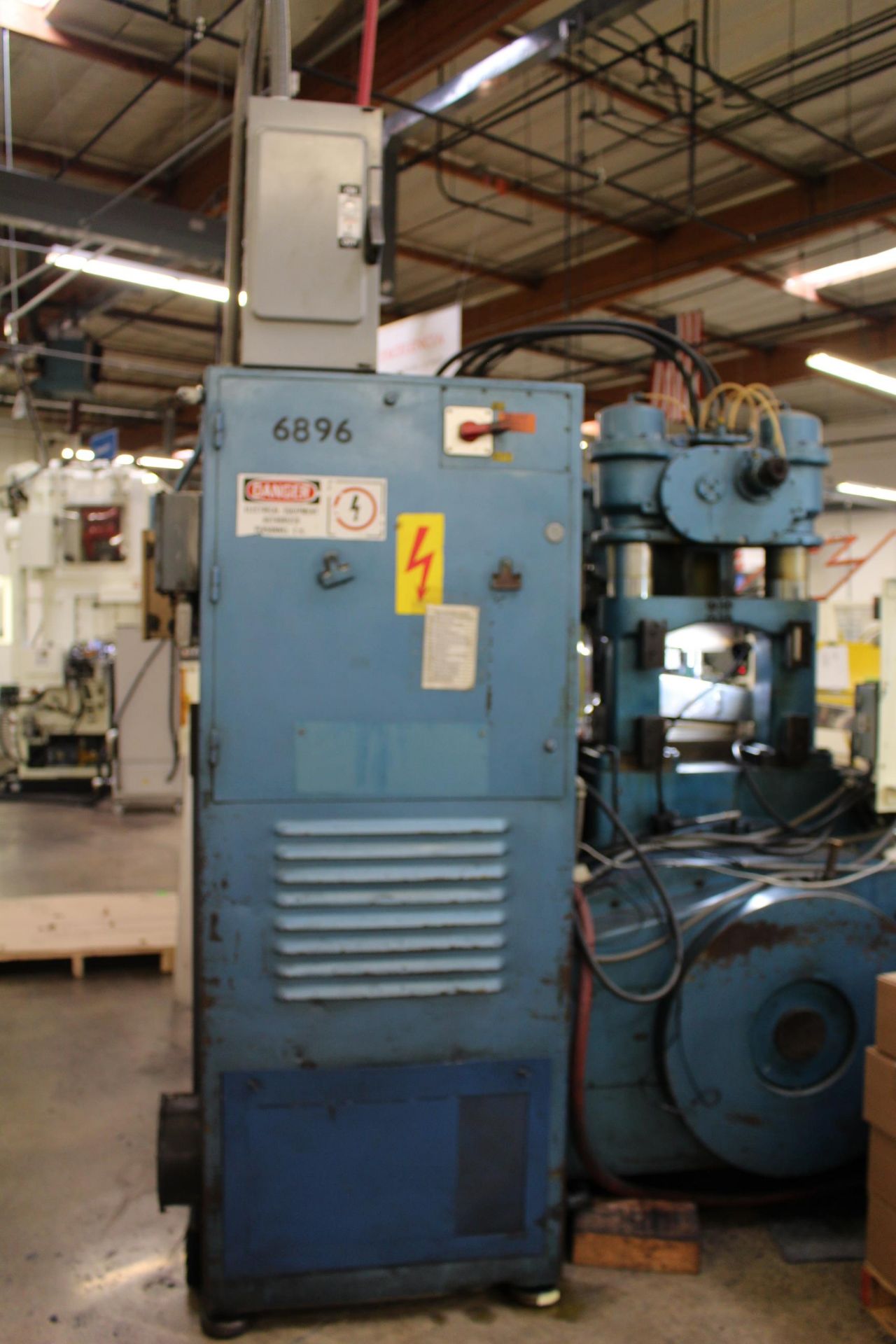 BRUDERER MODEL BSTA-60H HIGH SPEED STAMPING PRESS, 60-TON, DIE PRO 1500 WINTRISS DIE PROTECTION, 4 - Image 9 of 20