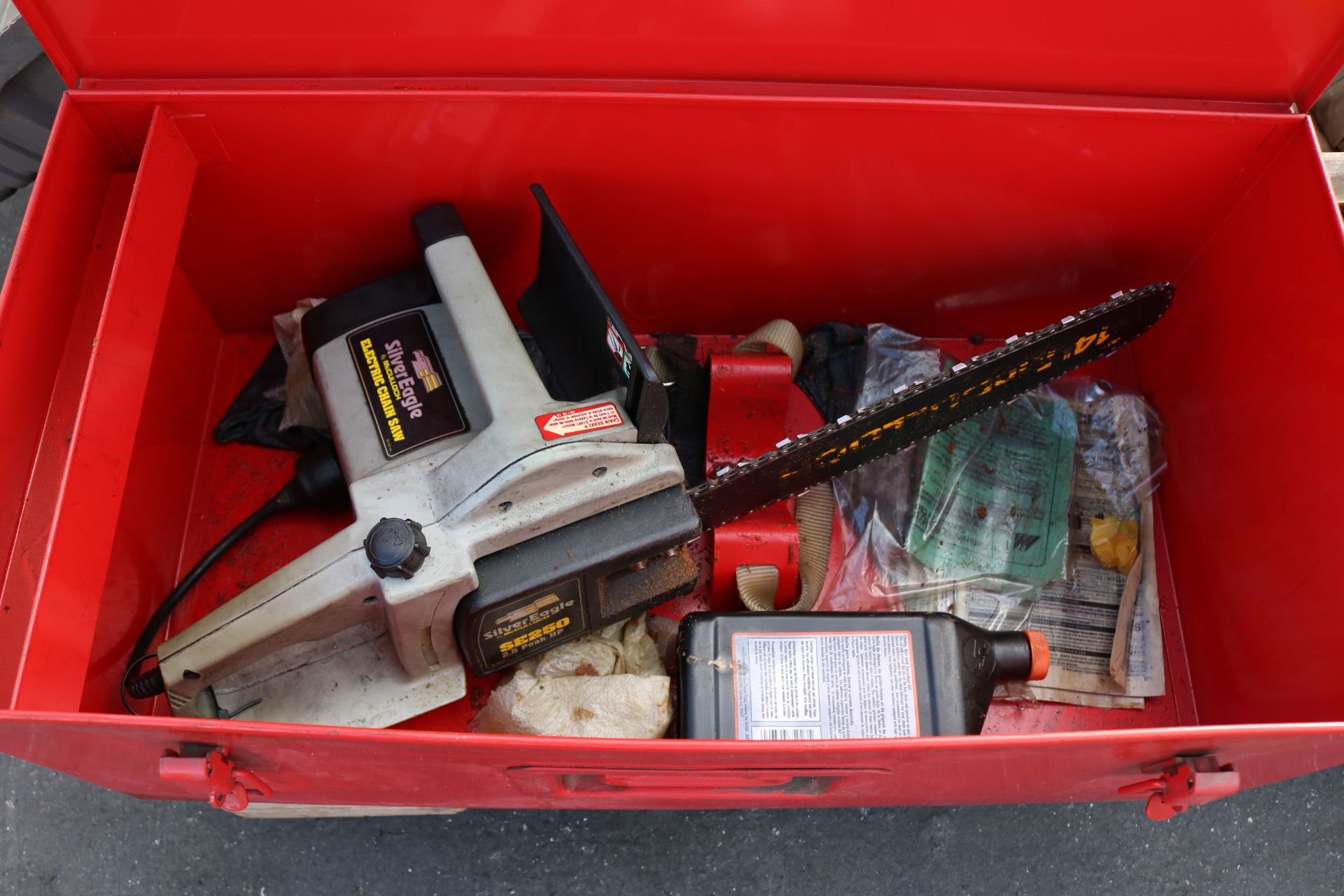 LOT - PALLET OF TOOLS: ELECTRIC CHAIN SAW, HYDRAULIC BENDERS, ETC. - Image 2 of 7