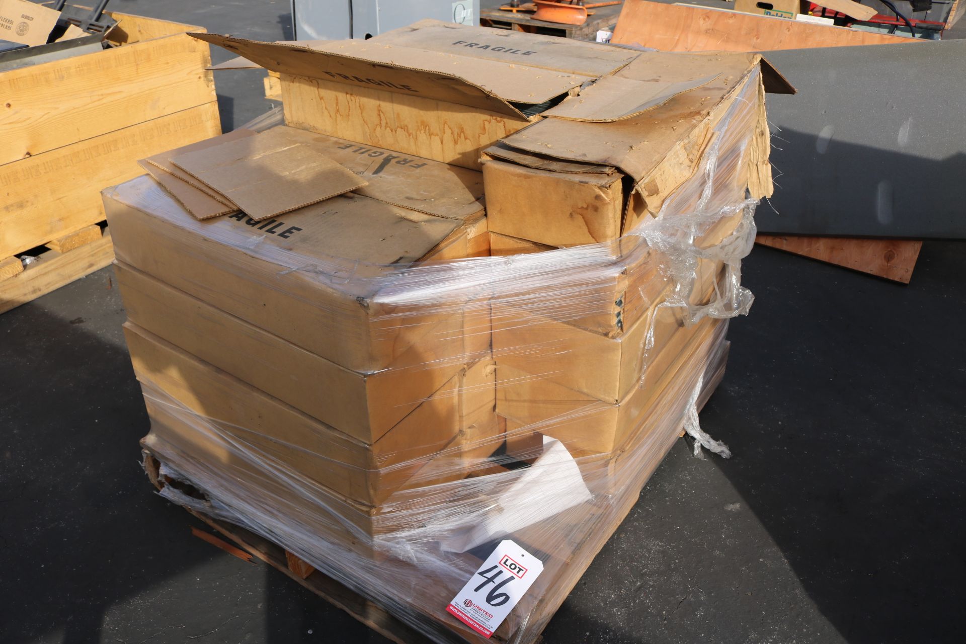 LOT - PALLET OF TRACK GUIDES