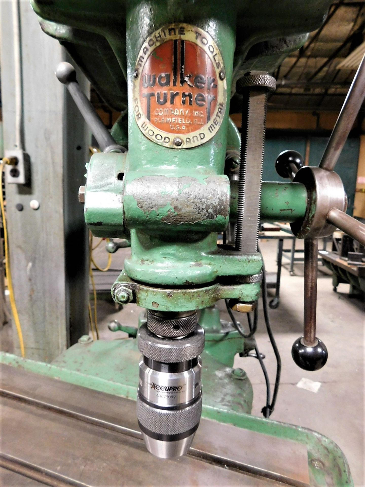 WALKER-TURNER RADIAL DRILL, FLOOR MODEL ON HEAVY DUTY LOCKING CASTERS, W/ ACCUPRO SPEED CHUCK - Image 5 of 5