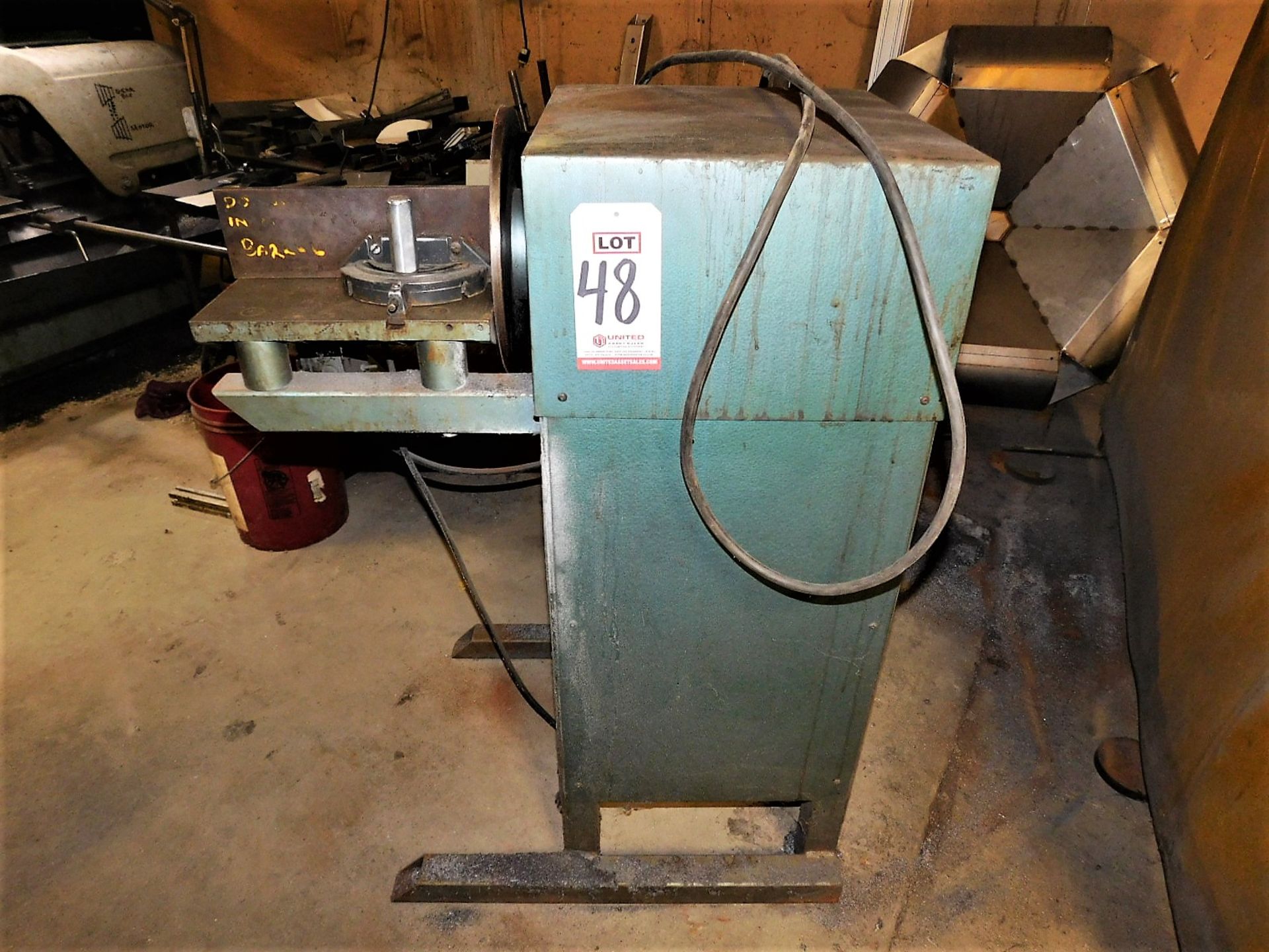 12" VERTICAL DISK SQUARING GRINDER, W/ MITER GAUGE - Image 3 of 4