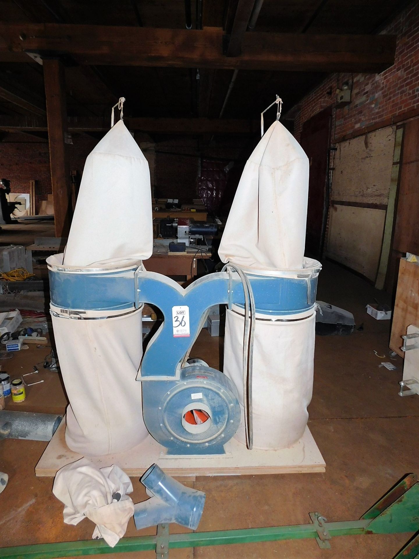 RELIANT NN830 3 HP DUAL BAG PORTABLE DUST COLLECTOR, SINGLE PHASE