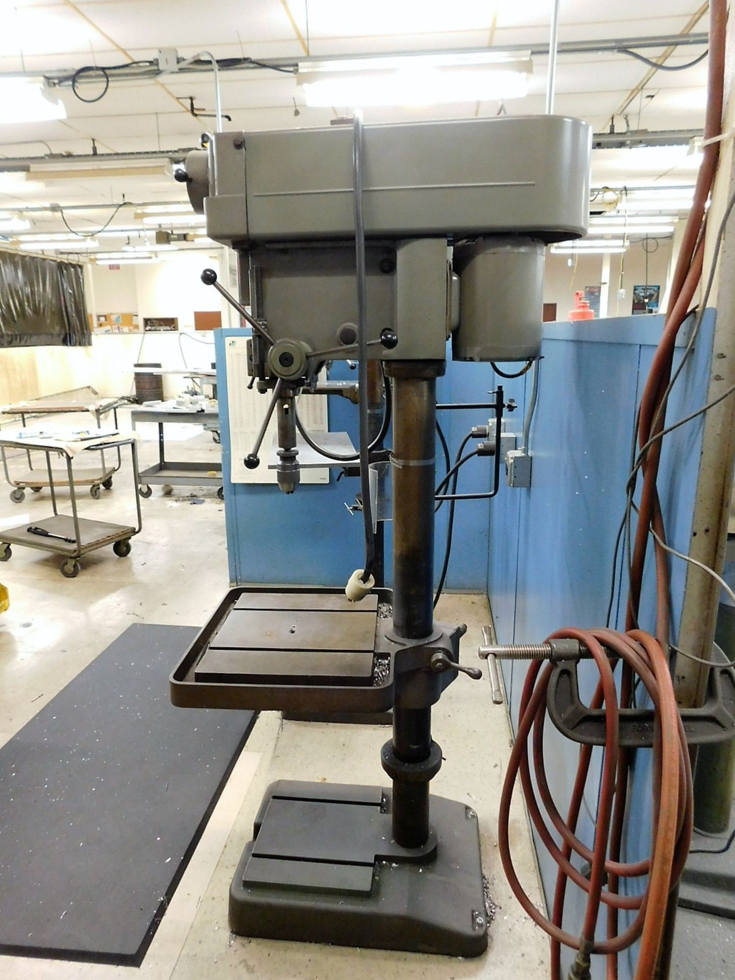 CLAUSING 20" VARIABLE SPEED DRILL PRESS, MODEL 2276, S/N 521892, FLOOR STAND, SPEED CHUCK - Image 3 of 4