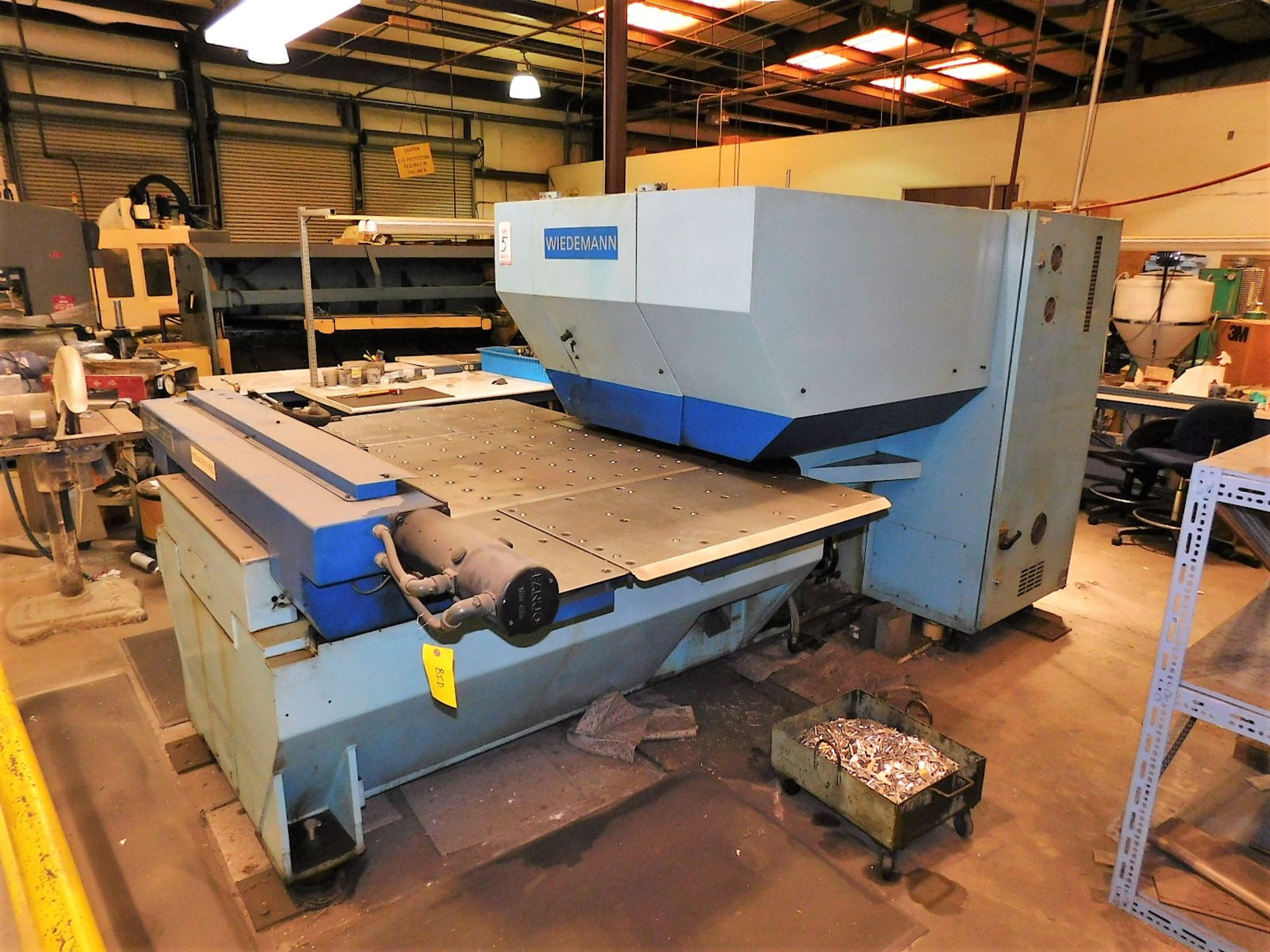 WIEDEMANN CENTRUM C-1000 PUNCH PRESS, FANUC 6M CNC CONTROL, 16-TON CAPACITY, 40" X 40" TABLE, 20- - Image 3 of 7