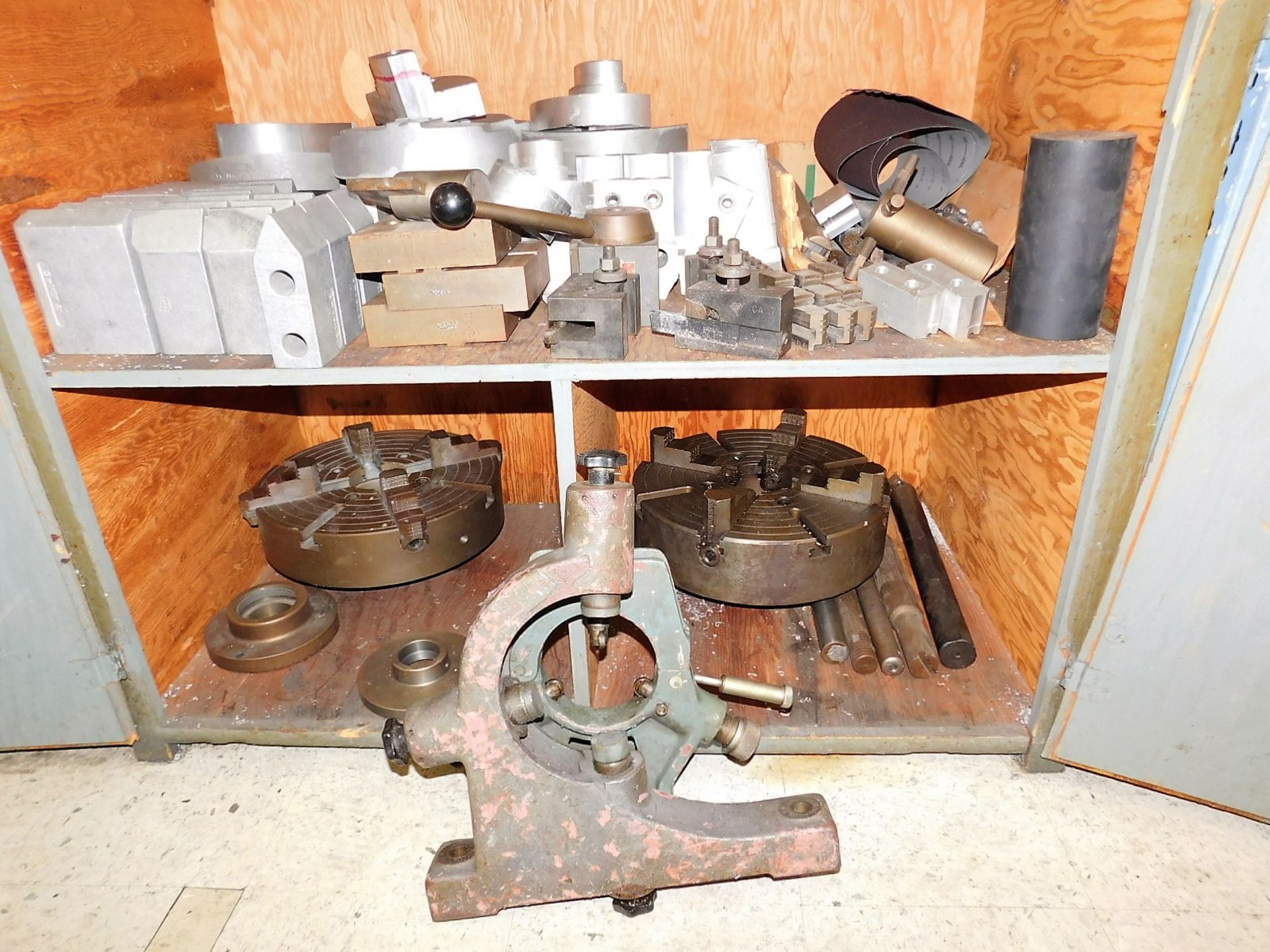 TARNOW LATHE, MODEL TUJ, 48 X 2500, S/N 3725, TAILSTOCK, STEADY REST, (2) EXTRA CHUCKS AND TOOLING - Image 5 of 5