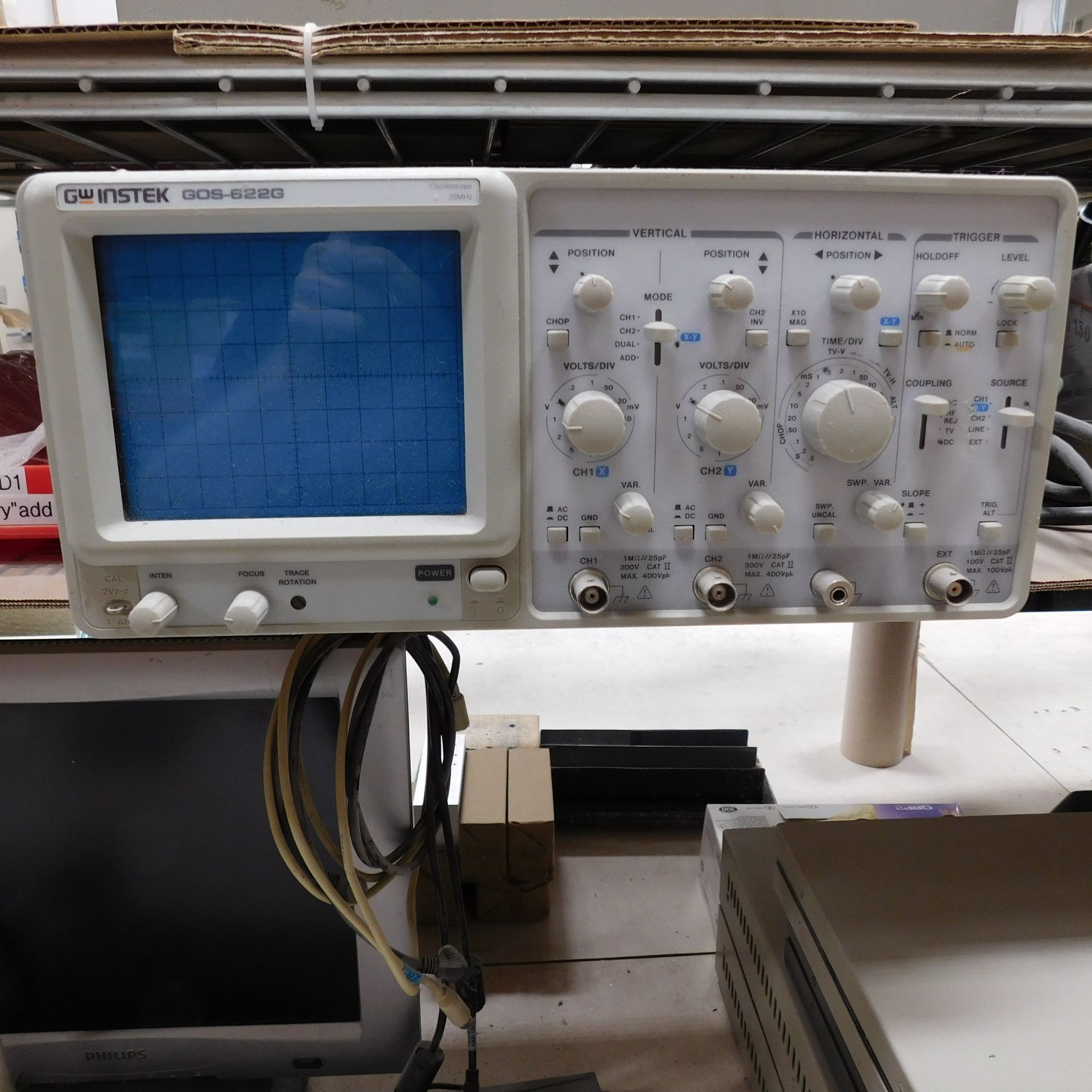 LOT - AUDIO AND ELECTRONIC TEST EQUIPMENT TO INCLUDE: GW INSTEK GOS-622G 20MHZ OSCILLOSCOPE; AUDIO - Image 2 of 8