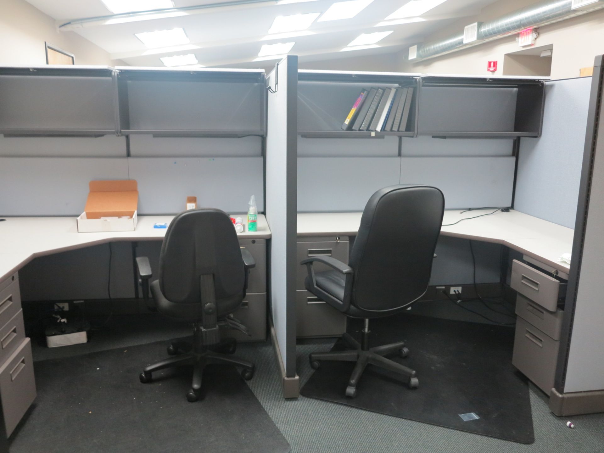 LOT - (4) CUBICLES W/ DESKS AND CHAIRS - Image 2 of 2