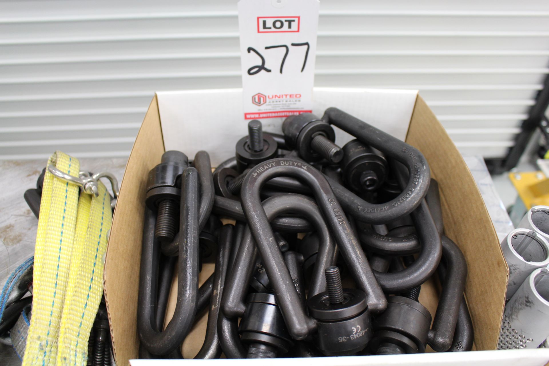 LOT - CLEVICES AND OTHER RIGGING HARDWARE