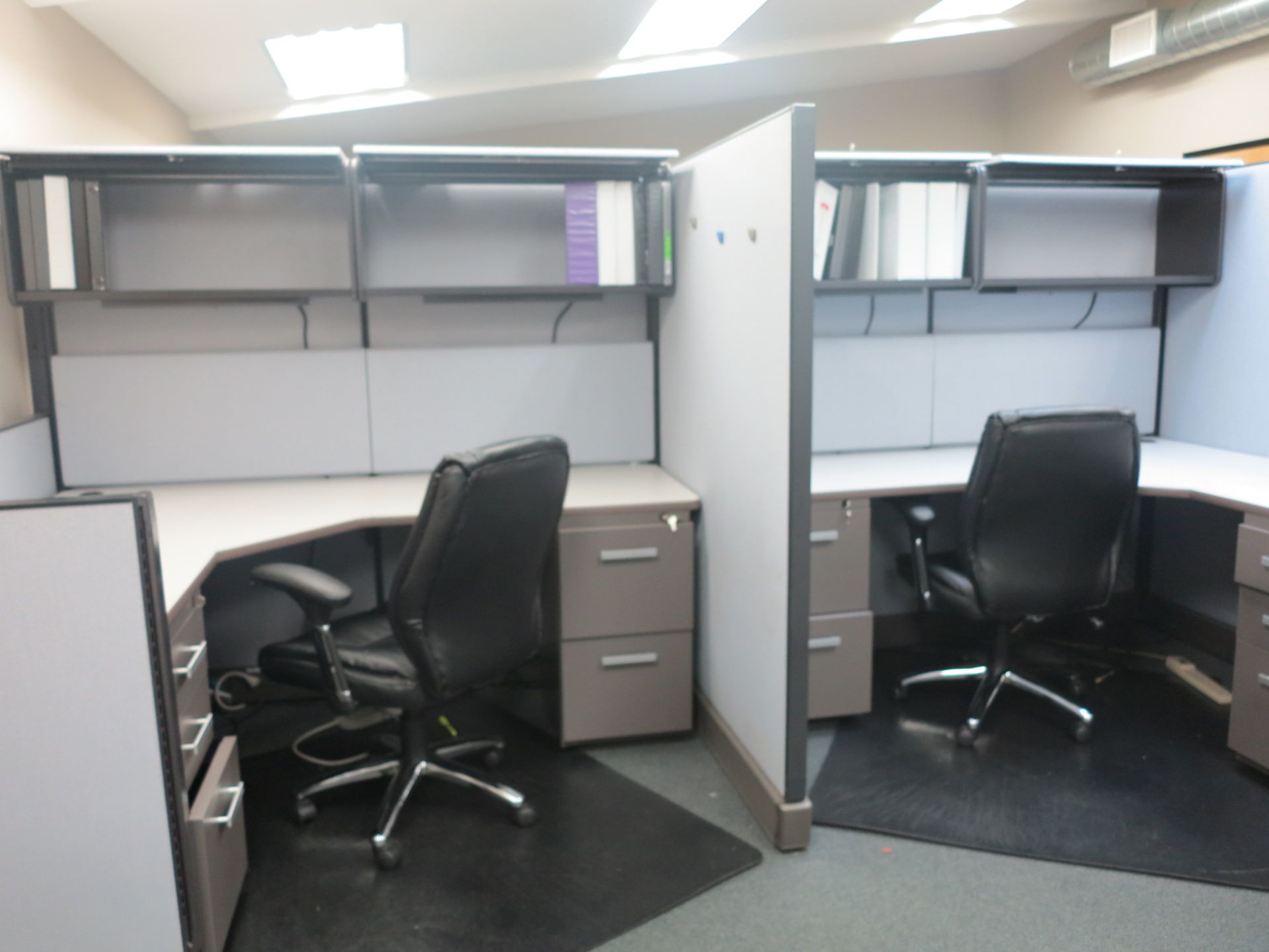 LOT - (4) CUBICLES W/ DESKS AND CHAIRS - Image 2 of 2