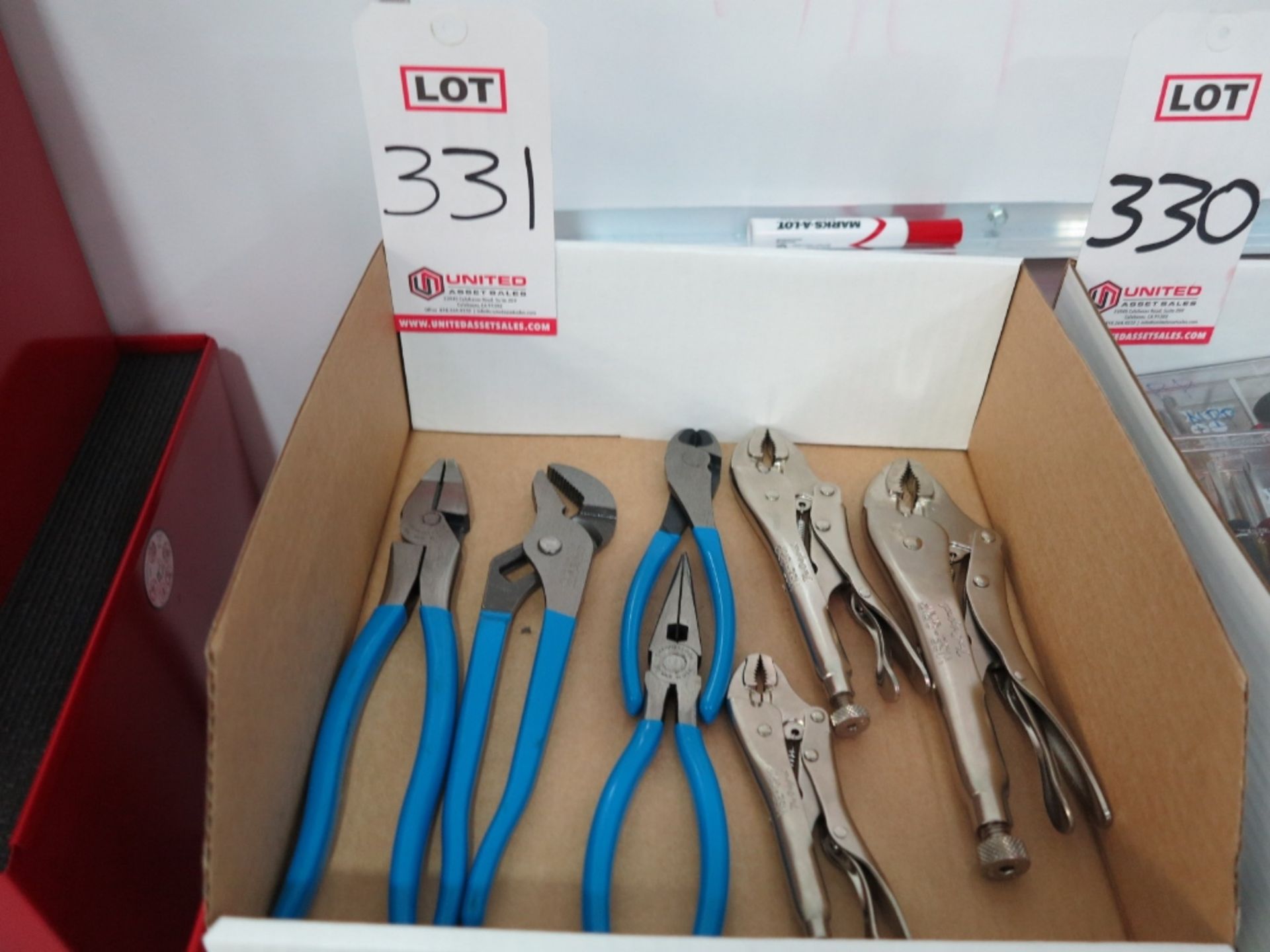 LOT - CHANNEL LOCK AND VISE GRIP PLIERS