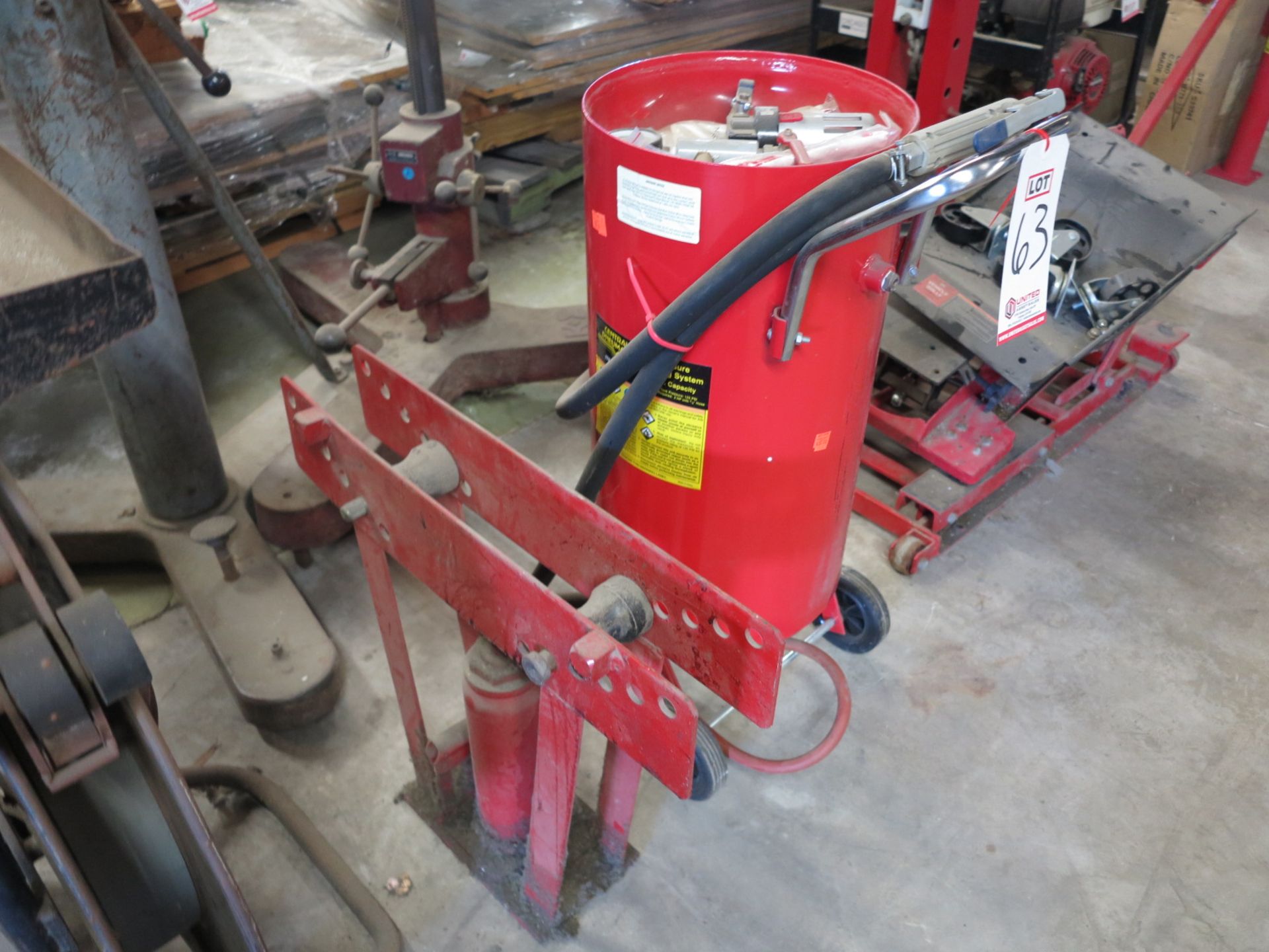 LOT - (1) PIPE BENDER AND (1) SAND BLASTING SYSTEM