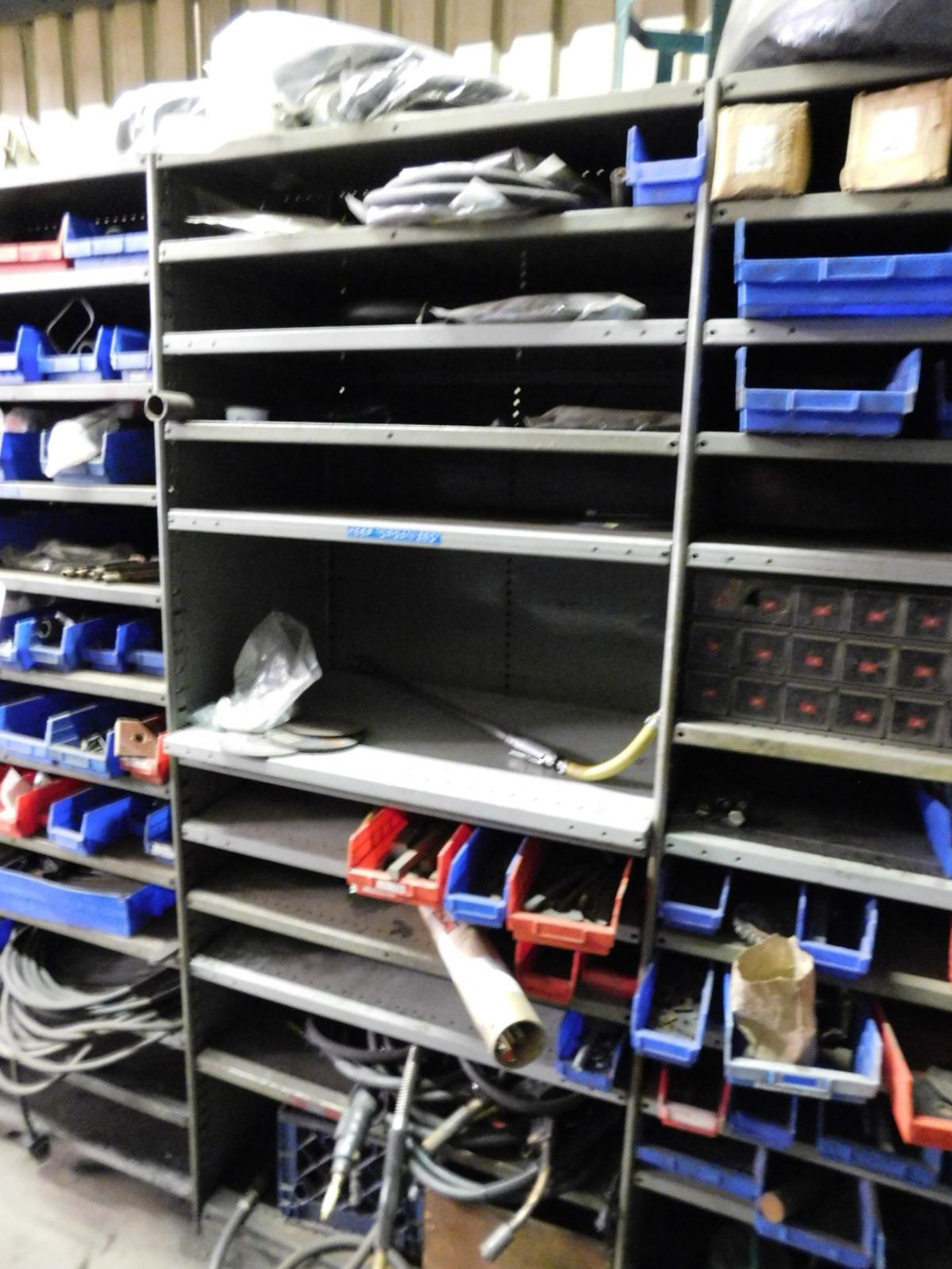 LOT - 18-1/2" OF 7' HEIGHT SHELVING FULL OF LARGE WRENCHES AND MISC HARDWARE - Image 3 of 6