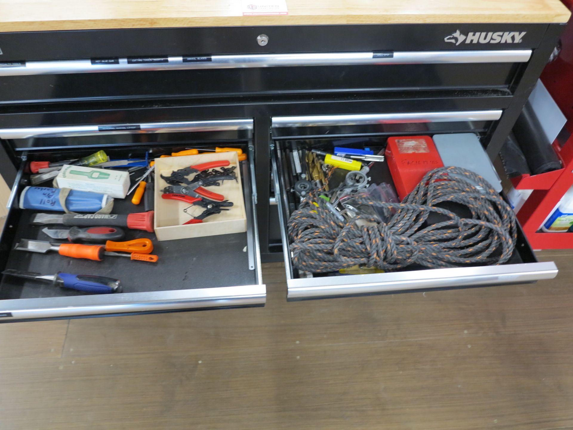 HUSKY 9-DRAWER TOOL BOX W/ CONTENTS - Image 4 of 6
