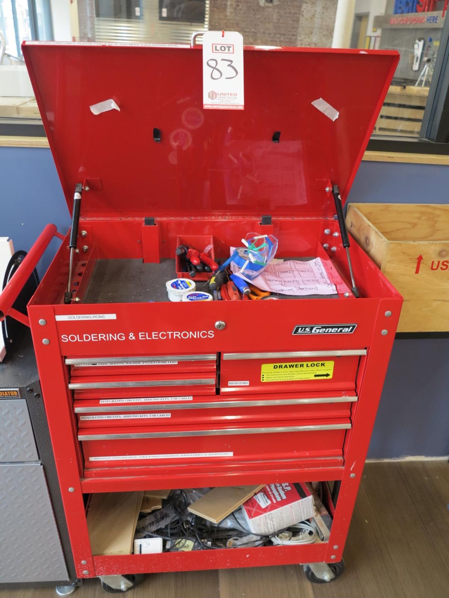 US GENERAL 5-DRAWER TOOL BOX W/ CONTENTS