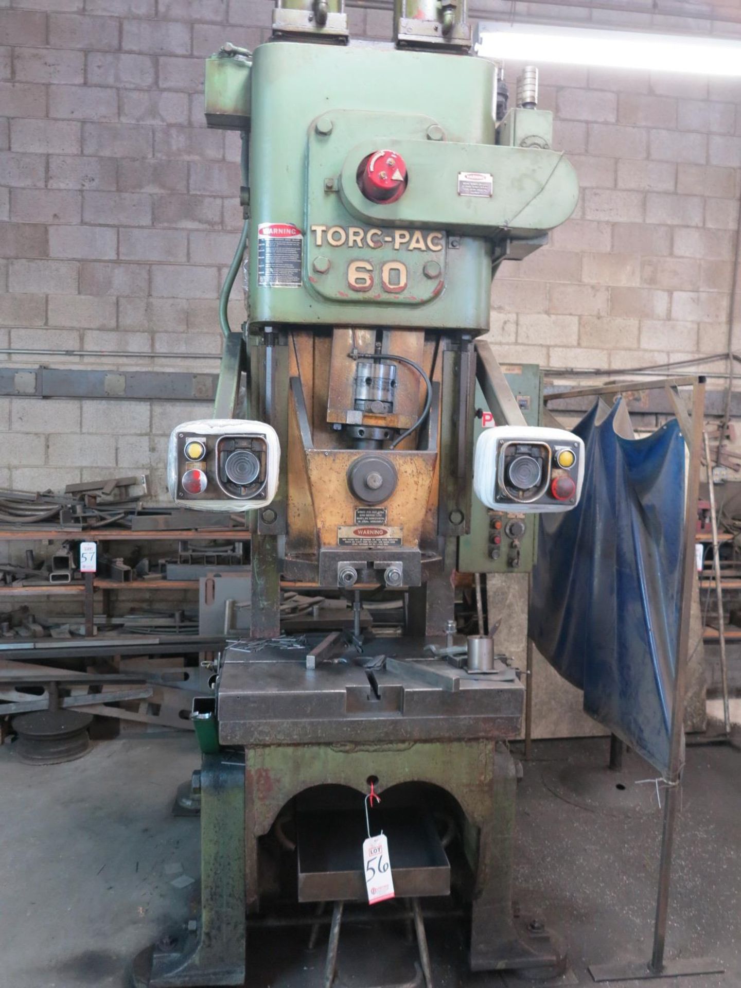 CLEARING TORC-PAC PUNCH PRESS, MODEL 60T-701-OBI, 60-TON, 90 SPM, CART WITH PUNCH PRESS DIES - Image 2 of 6