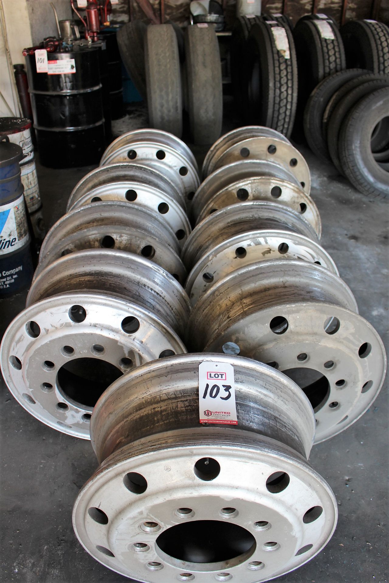 LOT - (9) ALUMINUM TRUCK RIMS