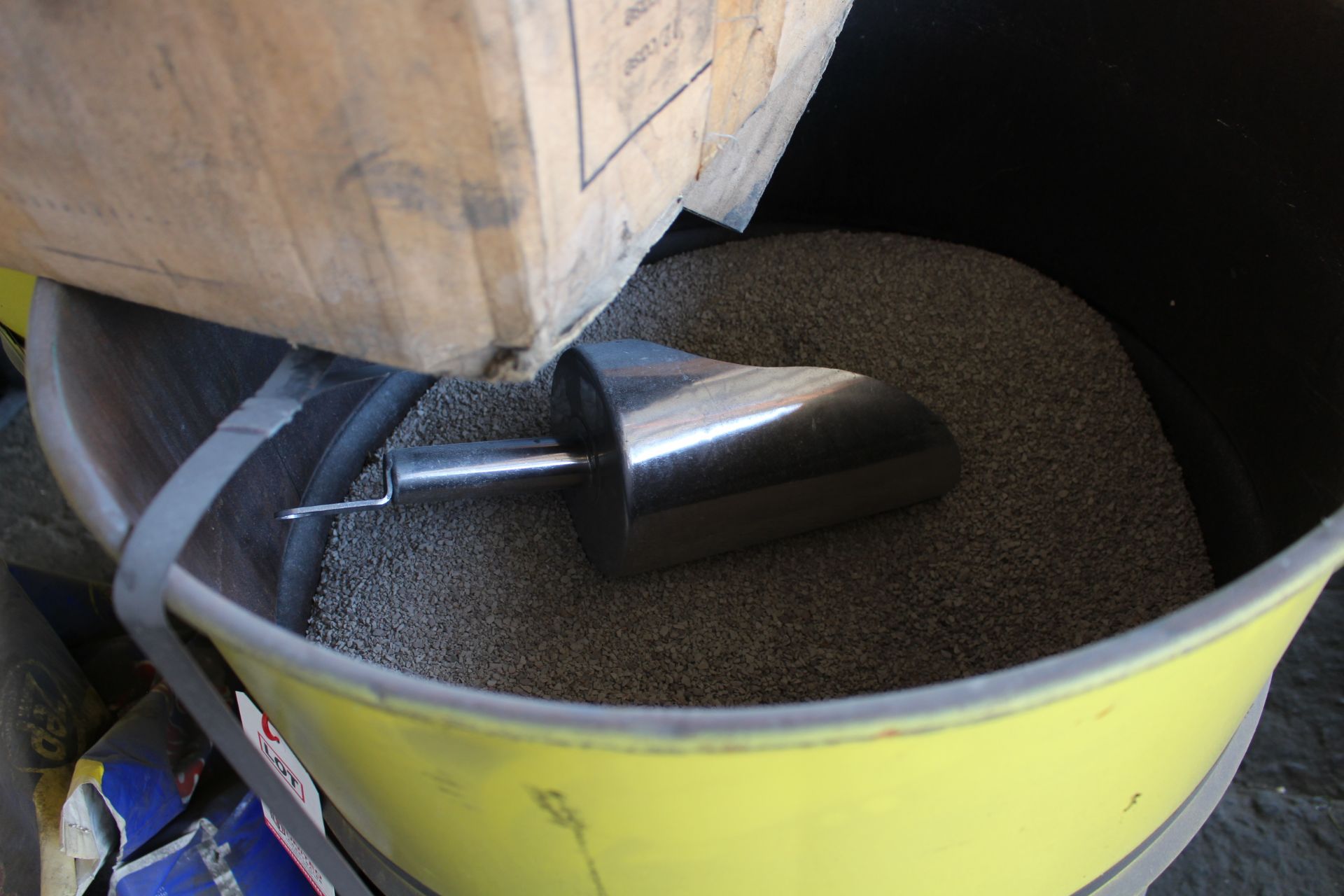 OIL ABSORBING MATERIAL IN BARRELS - Image 2 of 2