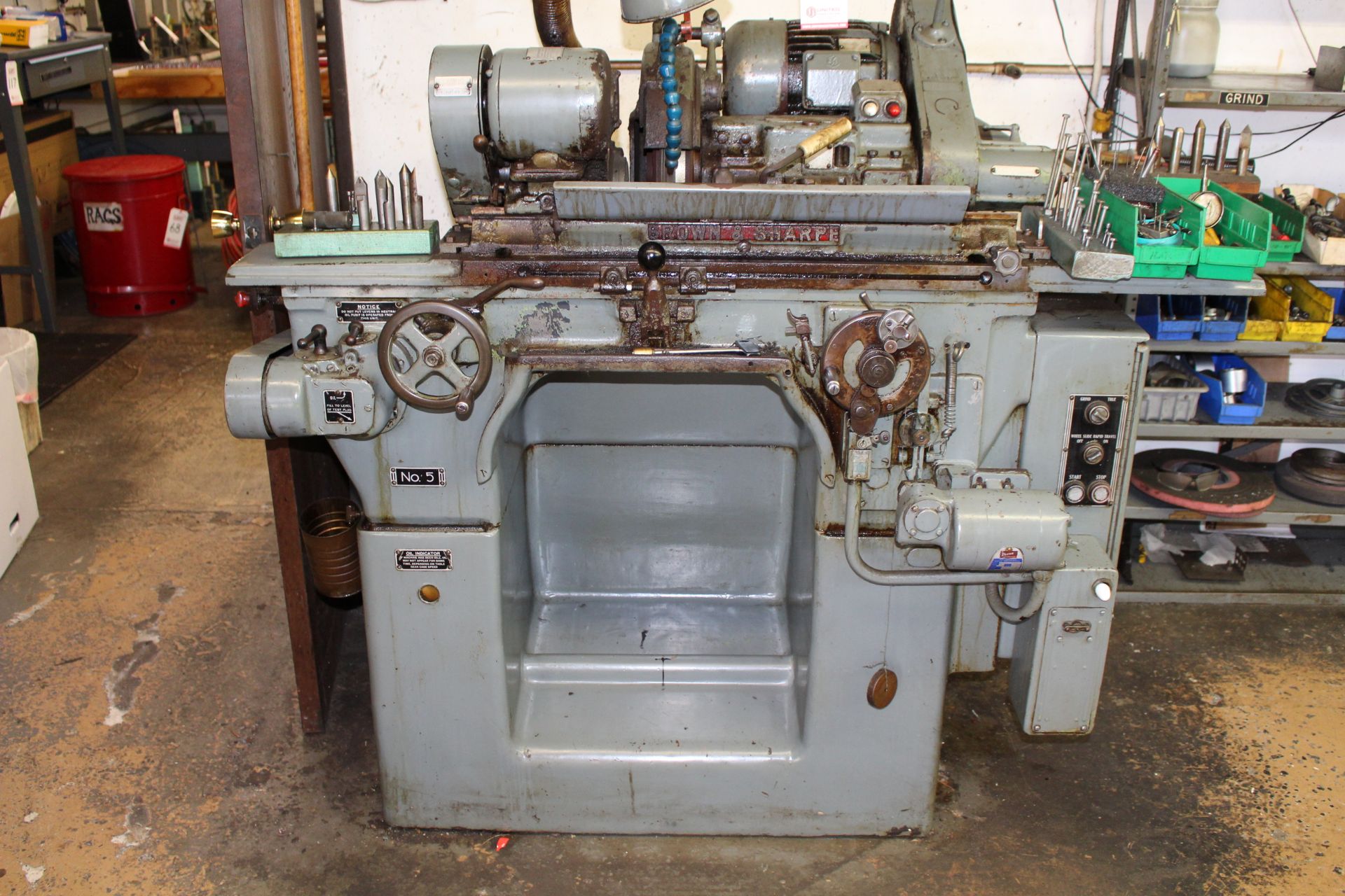 BROWN & SHARPE NO. 5 CYLINDRICAL GRINDER