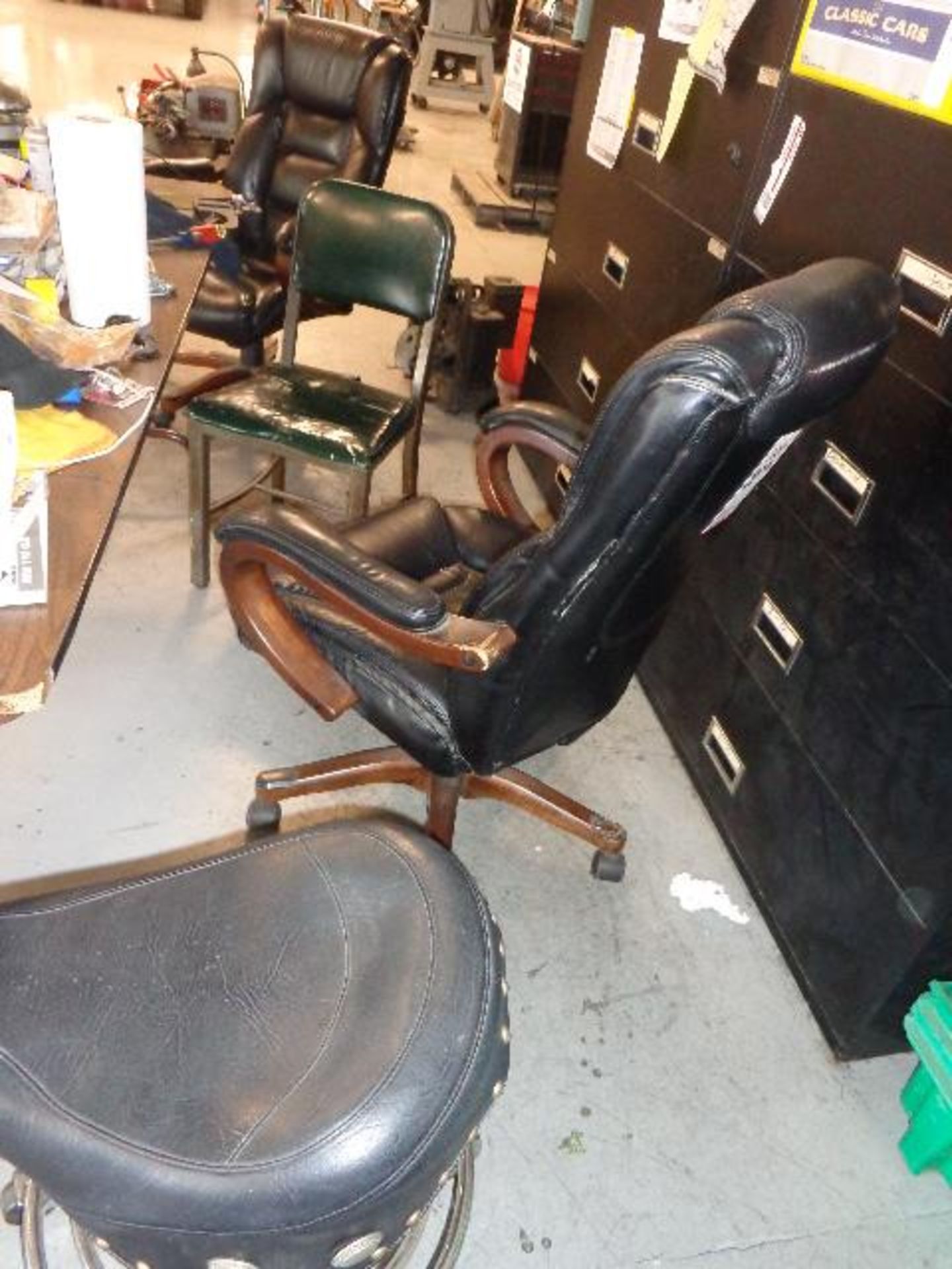LOT - MISC OFFICE CHAIRS