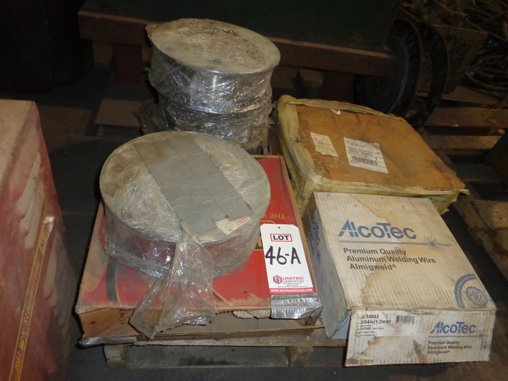 LOT - ASSORTED WELDING WIRE, STEEL, ALUMINUM, STAINLESS MIG WIRE