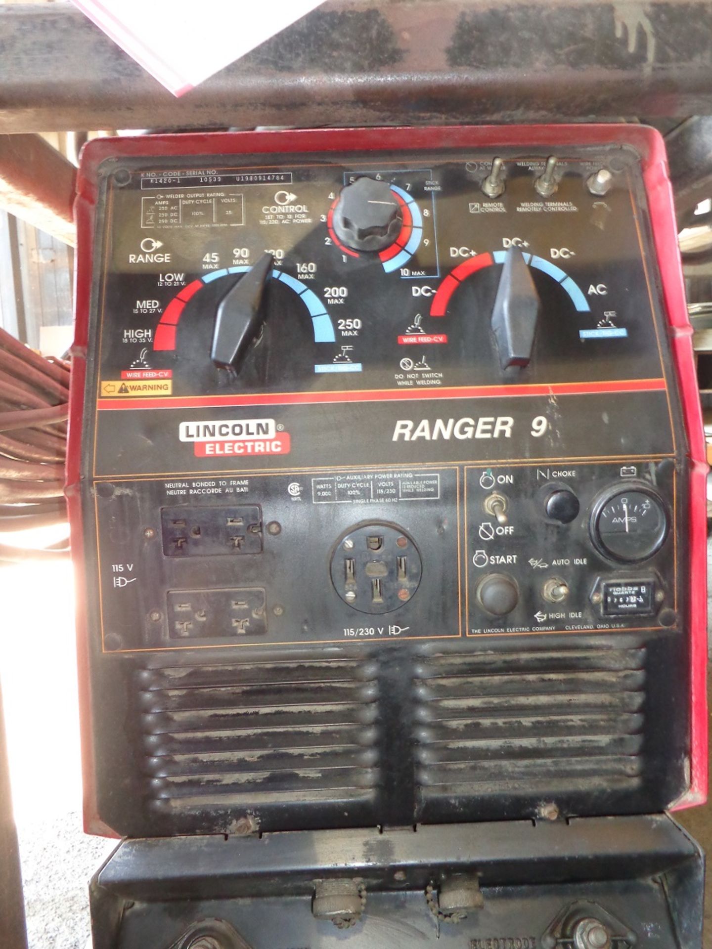 LINCOLN ELECTRIC RANGER 9 PORTABLE WELDER