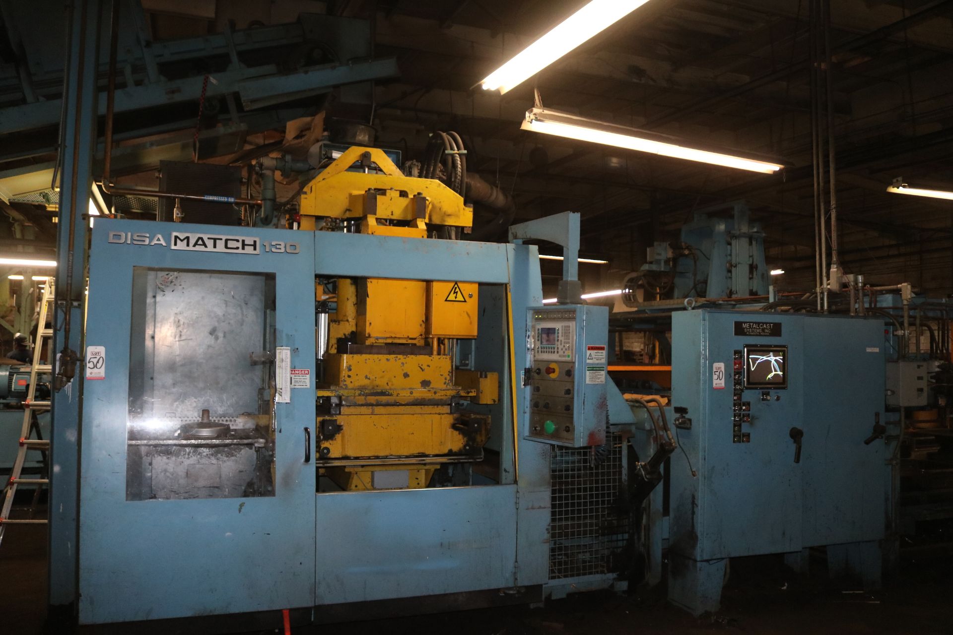 2001 DISAMATIC MODEL DISAMATCH 130 AUTOMATIC MOLDING MACHINE, FEED 24" X 20" FLASKS, BELT CONVEYOR