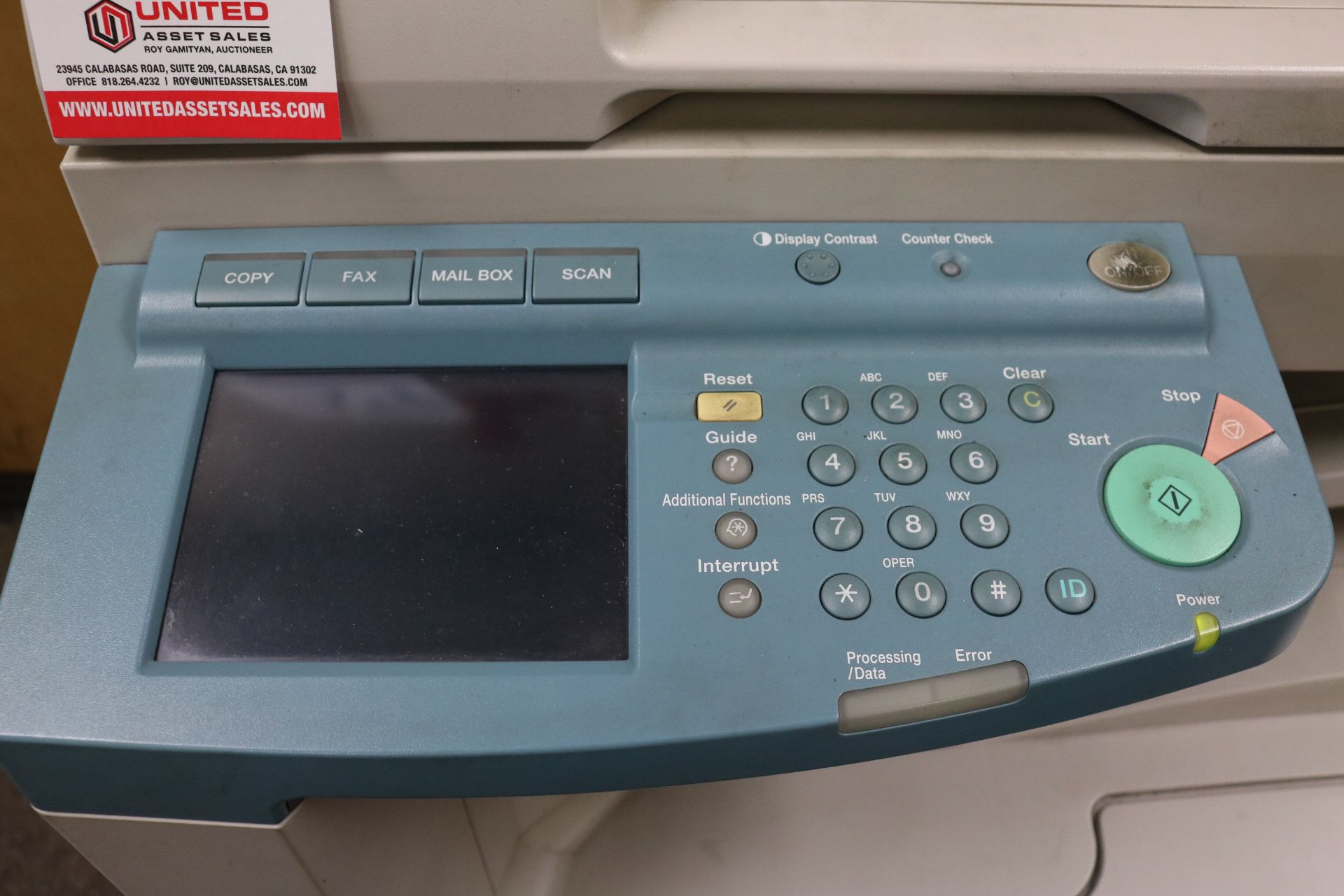 CANON IMAGE RUNNER 3300 COPIER - Image 2 of 2