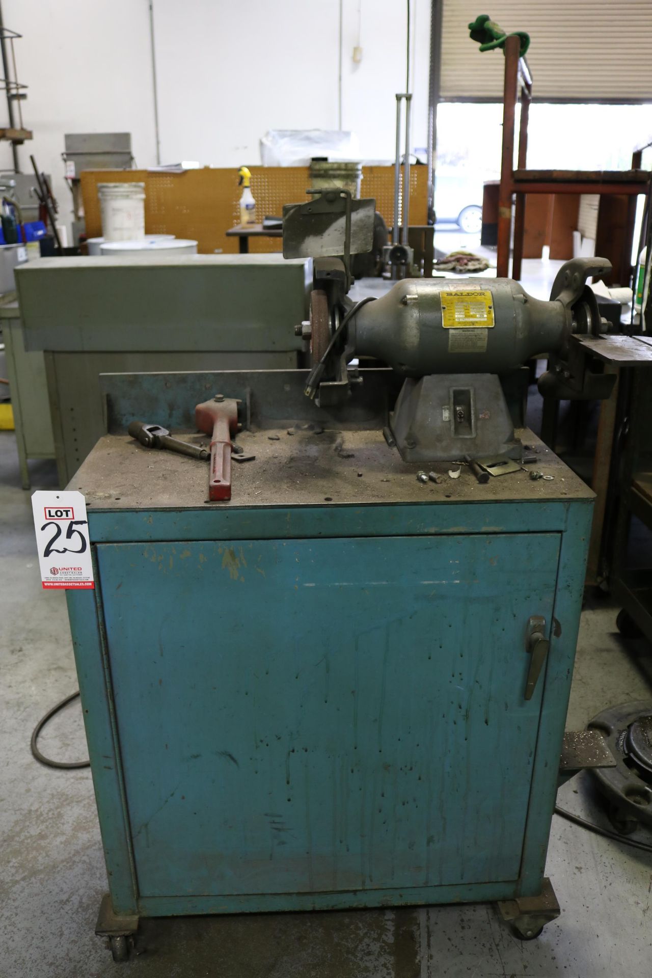 BALDOR DOUBLE END GRINDER/BUFFER, W/ BLUE CABINET